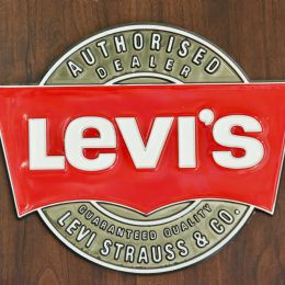 levis-marchio